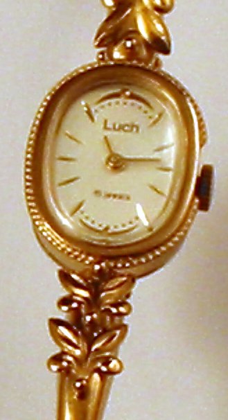 LUCH Wind Up Watch (15 Jewels)