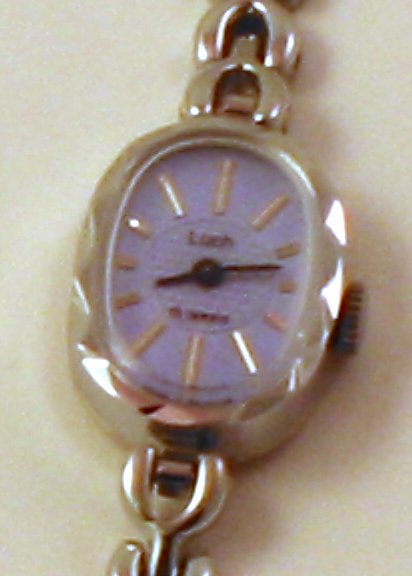 LUCH Wind Up Watch (15 Jewels)